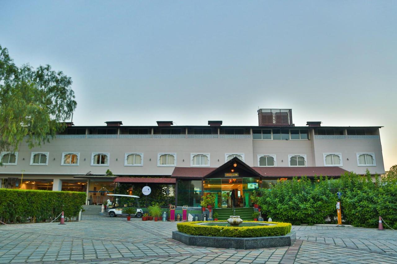 Bamboo Saa Resort & Spa - Udaipur Luaran gambar